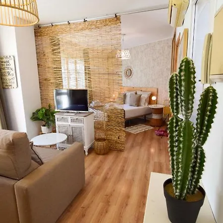 Apartment Letmalaga Economy Ciudad Jardin